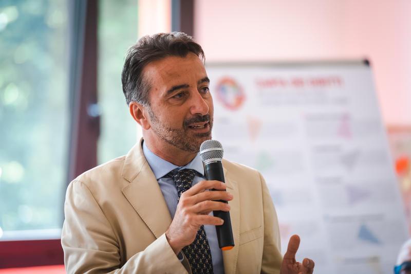 Paolo Bandiera Direttore Affari Generali e Relazioni Istituzionali AISM Paolo Bandiera